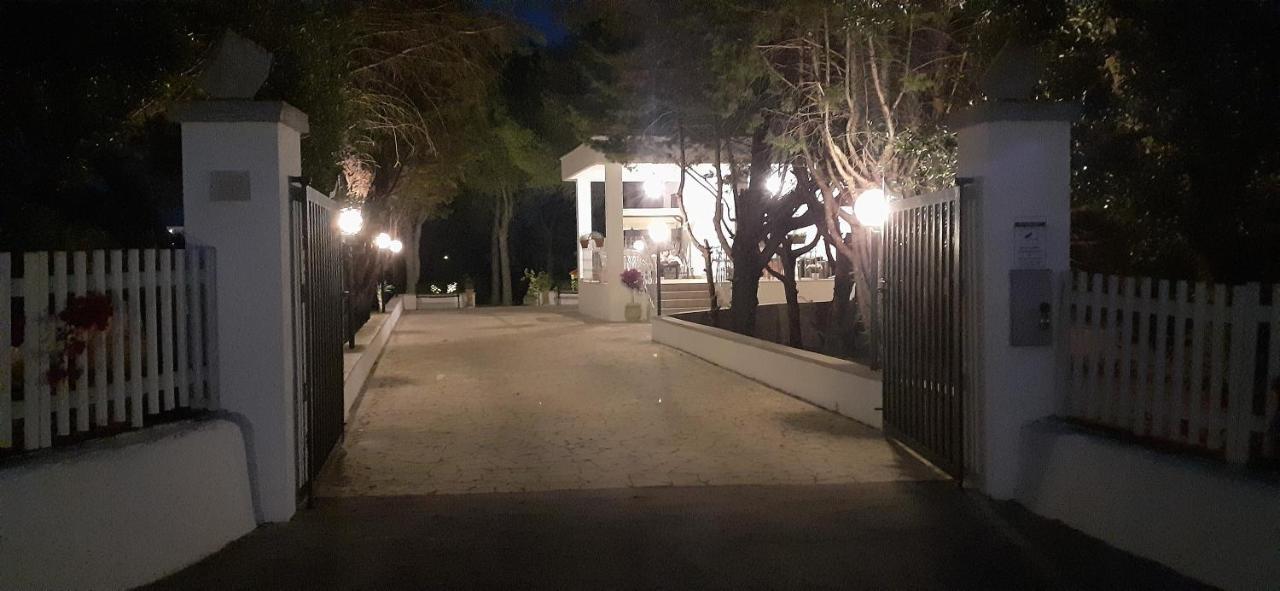 Al Pineto San Matteo Villa Ostuni Luaran gambar